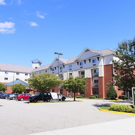 Crestwood Suites Of Newport News Eksteriør bilde