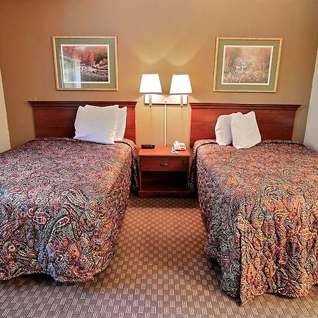 Crestwood Suites Of Newport News Eksteriør bilde