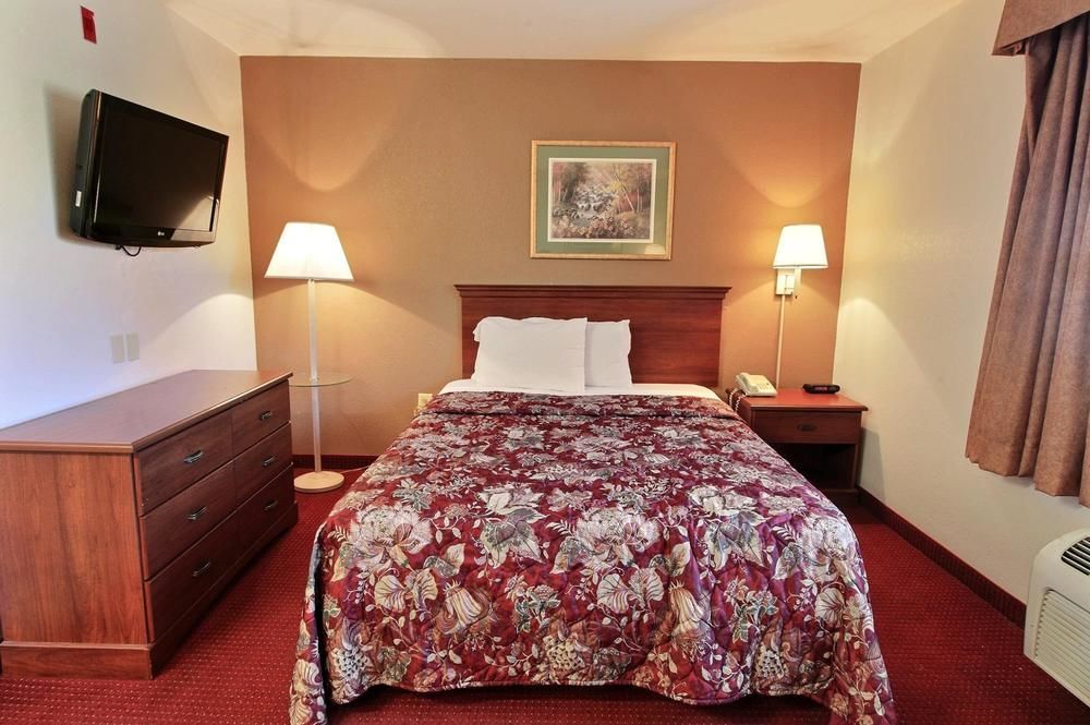 Crestwood Suites Of Newport News Eksteriør bilde